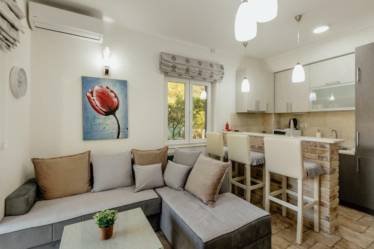 Bobana Apartments ดอนิมอรินิ ภายนอก รูปภาพ