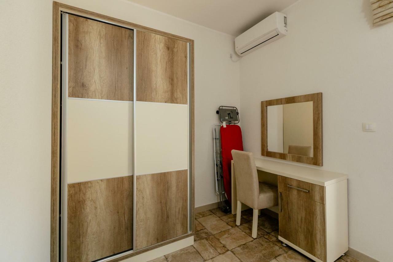 Bobana Apartments ดอนิมอรินิ ภายนอก รูปภาพ